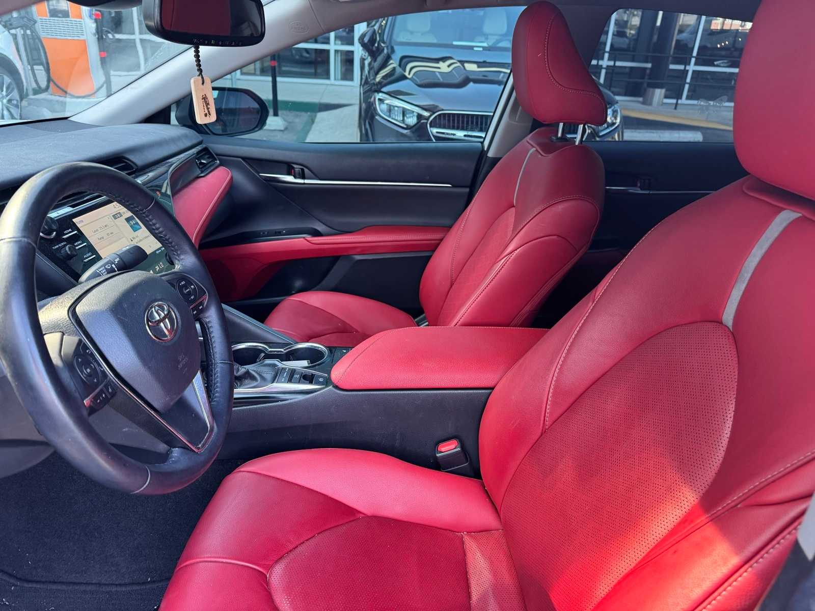 Thumbnail: 2019 Toyota Camry - 5