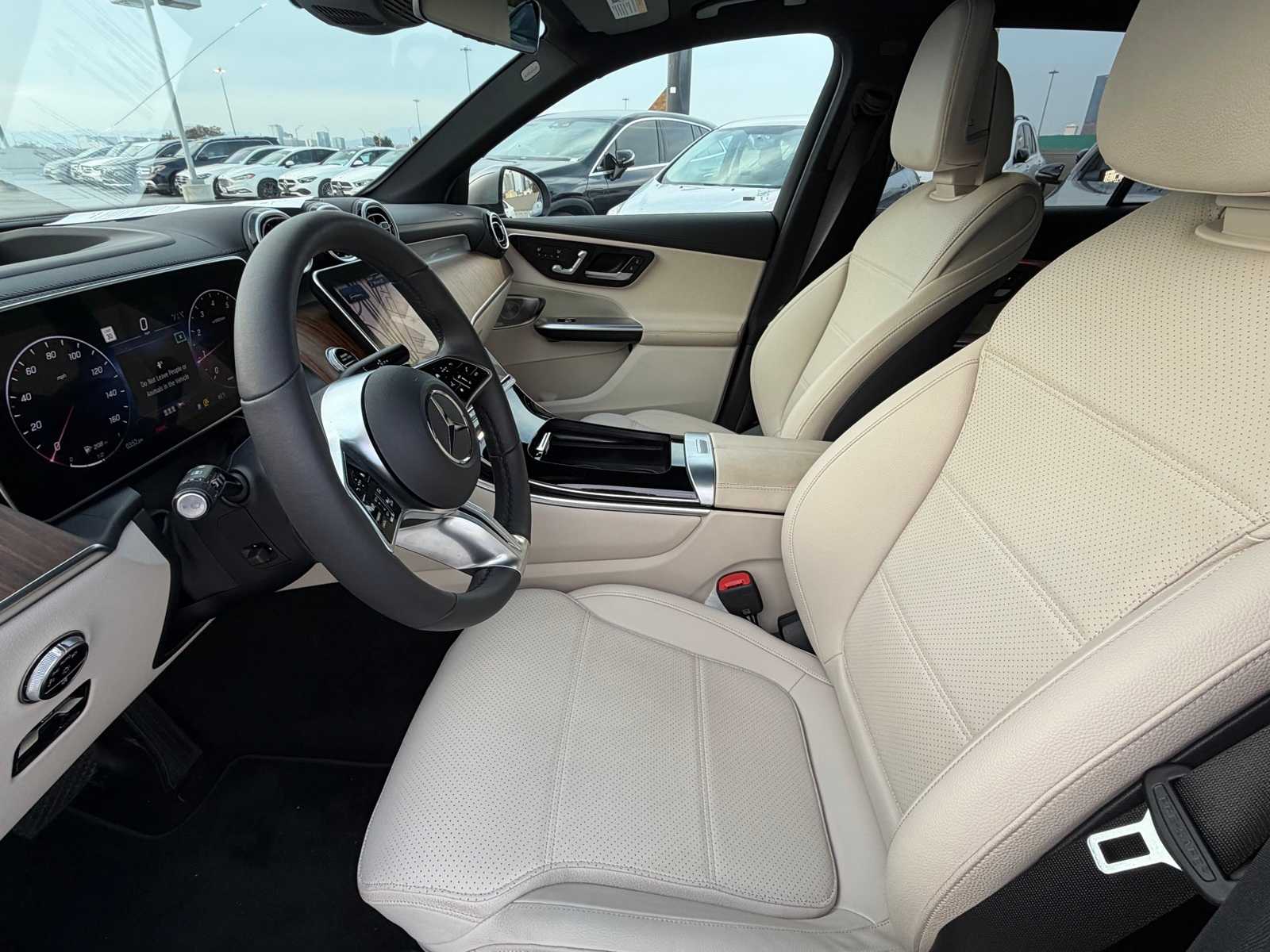 Thumbnail: 2023 Mercedes-Benz GLC - 6