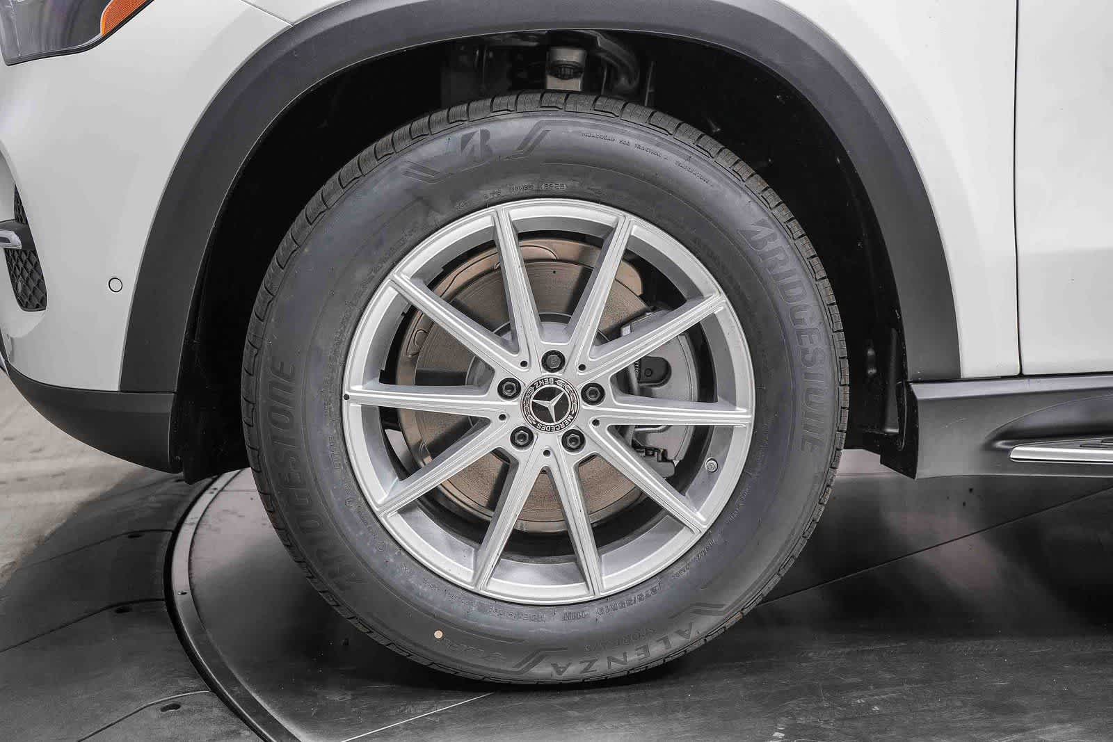 Thumbnail: 2026 Mercedes-Benz GLE - 11