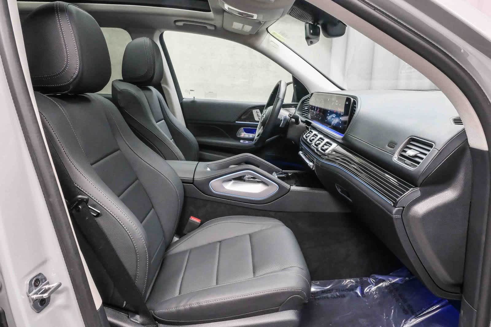 Thumbnail: 2025 Mercedes-Benz GLE - 18