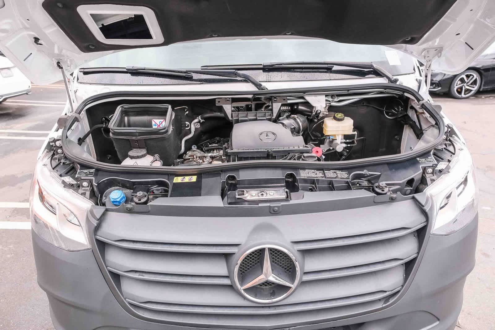 Thumbnail: 2024 Mercedes-Benz Sprinter - 30