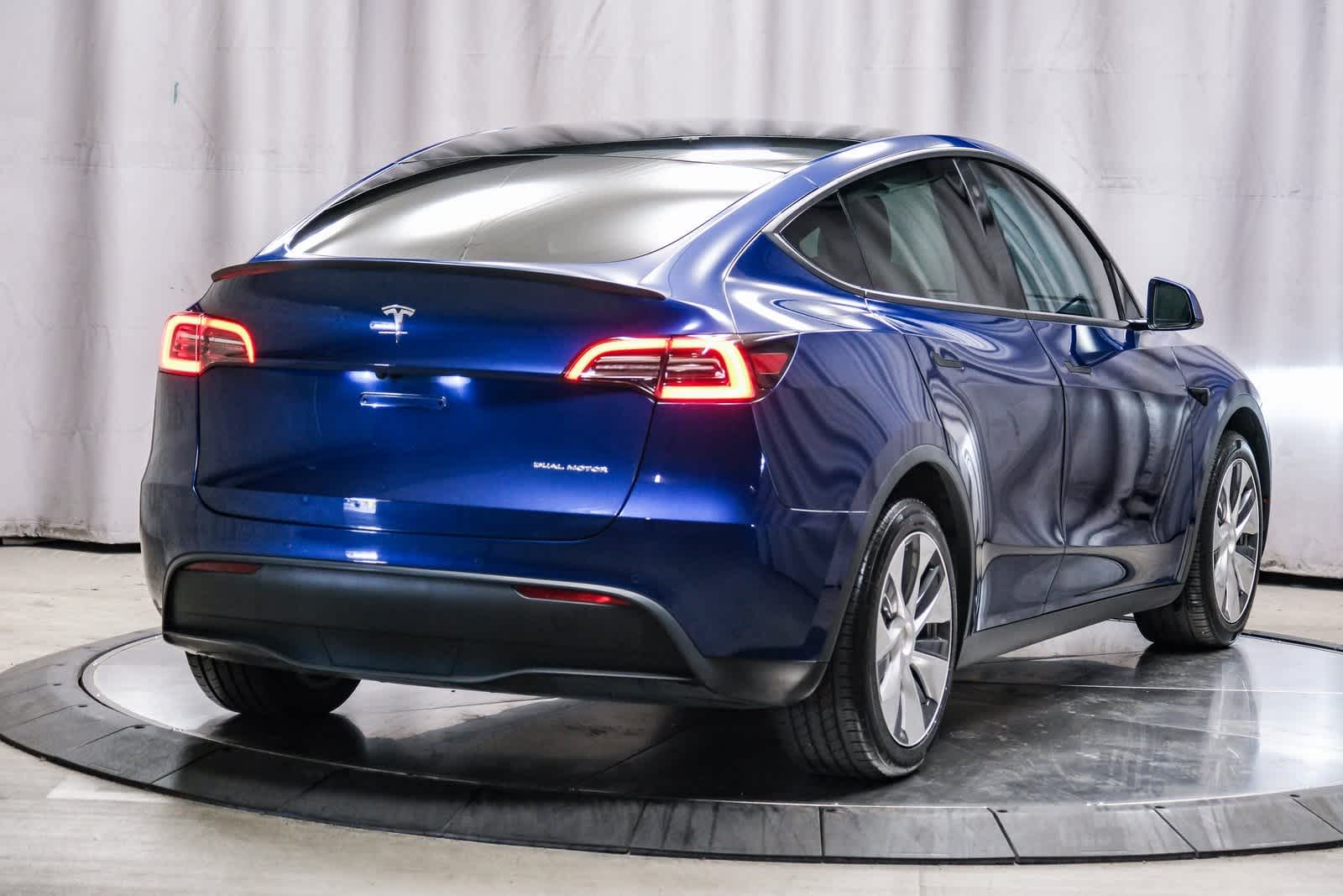 Thumbnail: 2021 Tesla Model Y - 4
