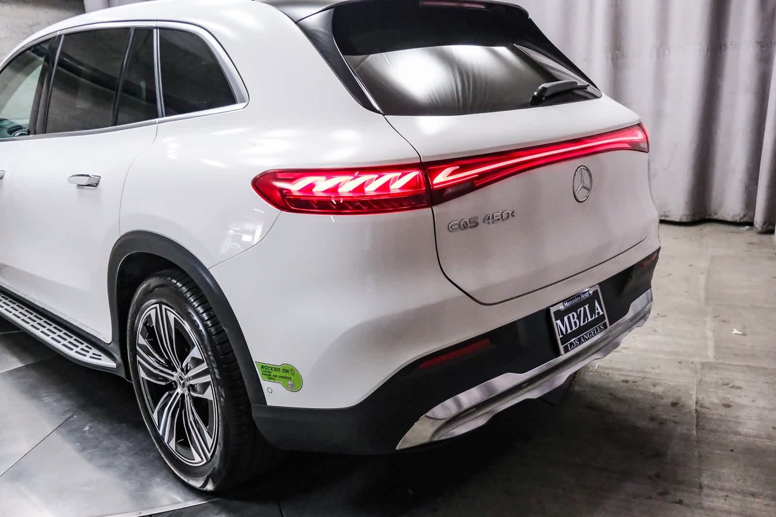 Thumbnail: 2023 Mercedes-Benz EQS - 8