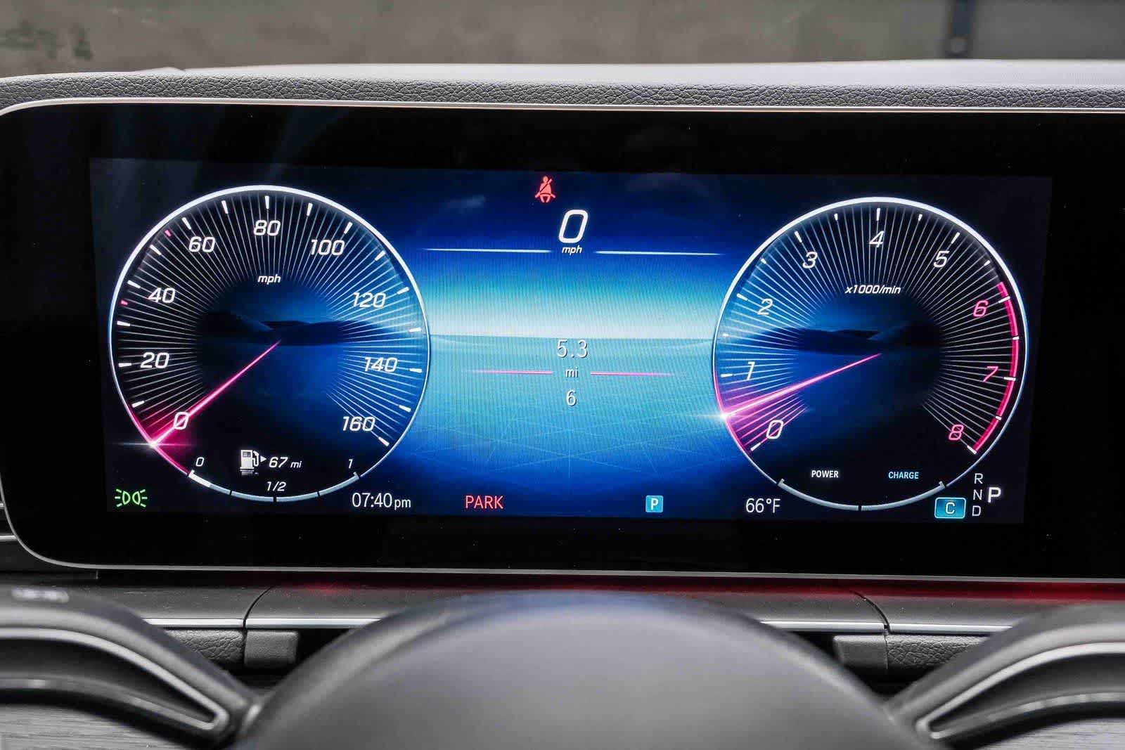 Thumbnail: 2026 Mercedes-Benz GLE - 24