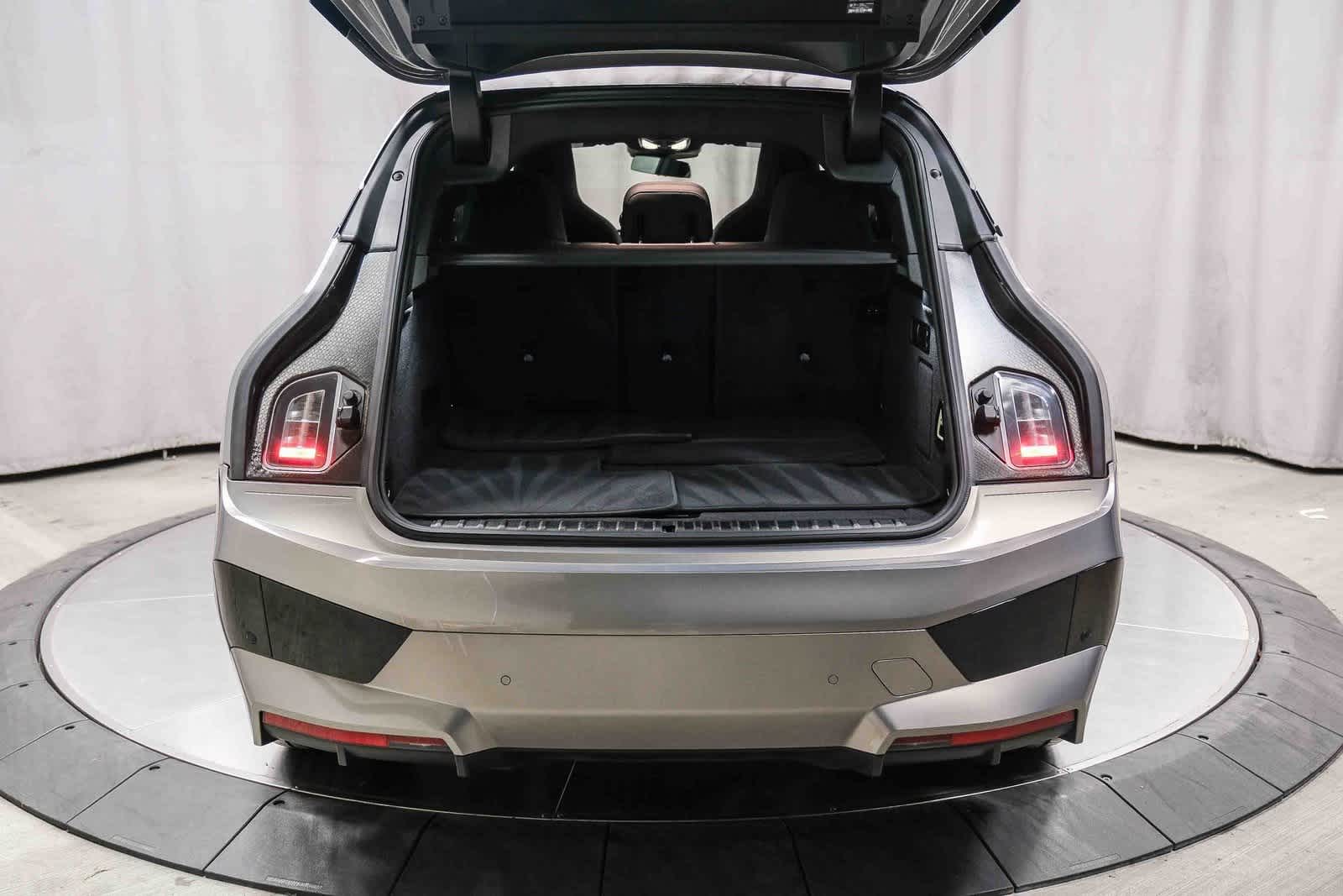 Thumbnail: 2023 BMW iX - 23