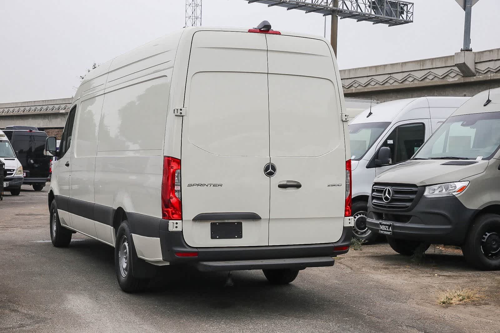 2024 Mercedes-Benz Sprinter 2500 6