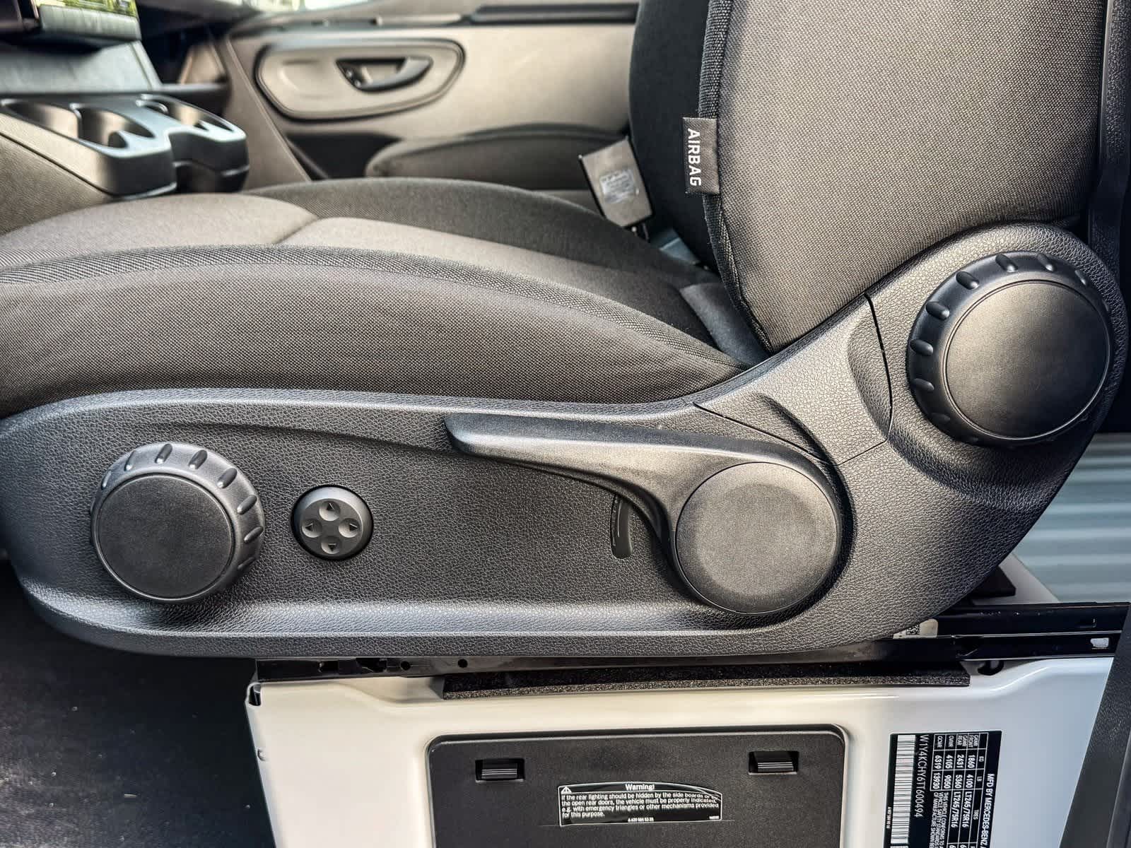 Thumbnail: 2026 Mercedes-Benz Sprinter - 18