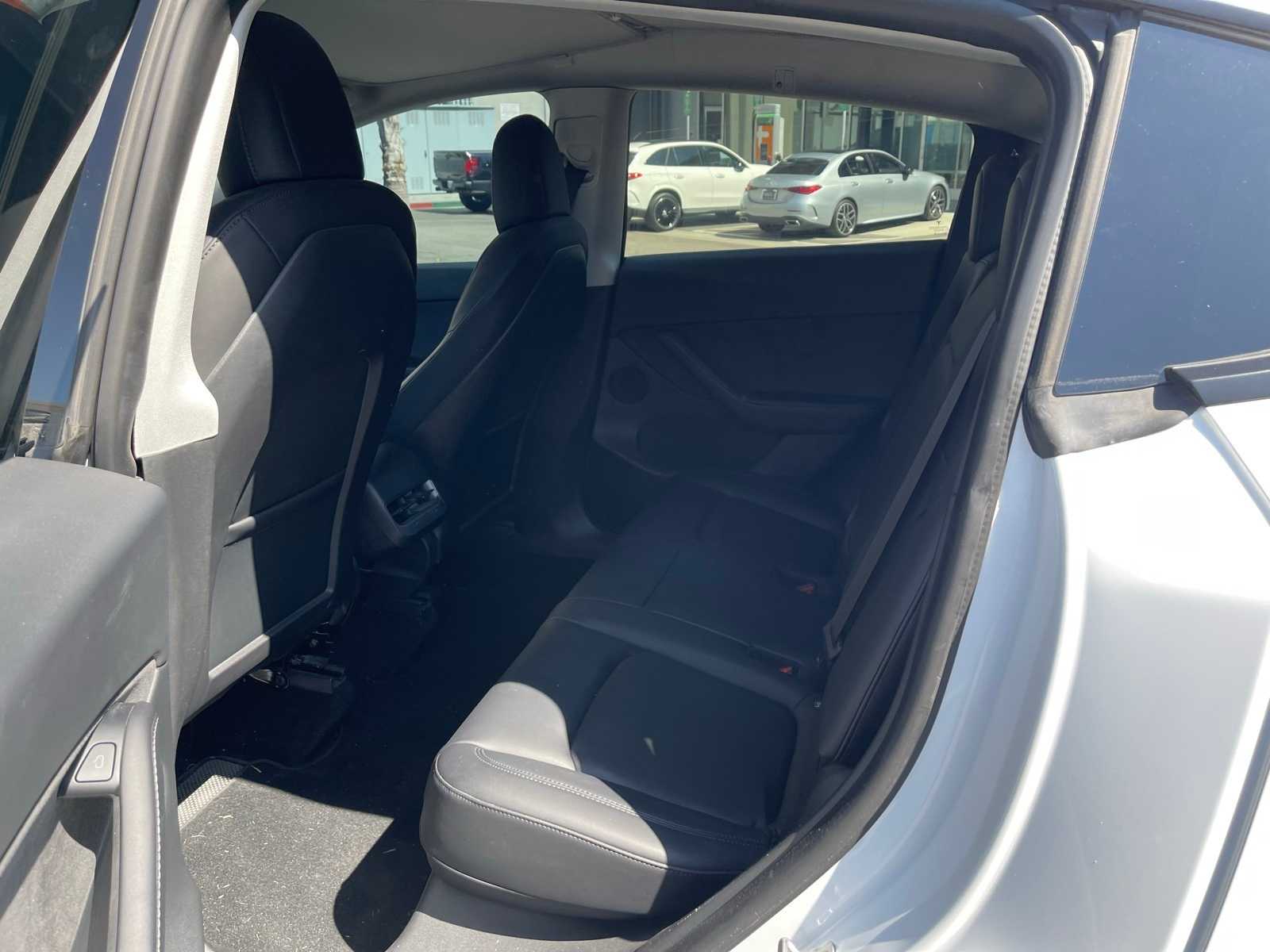 Thumbnail: 2022 Tesla Model Y - 6
