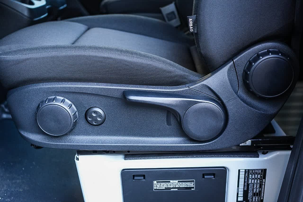 Thumbnail: 2026 Mercedes-Benz Sprinter - 18