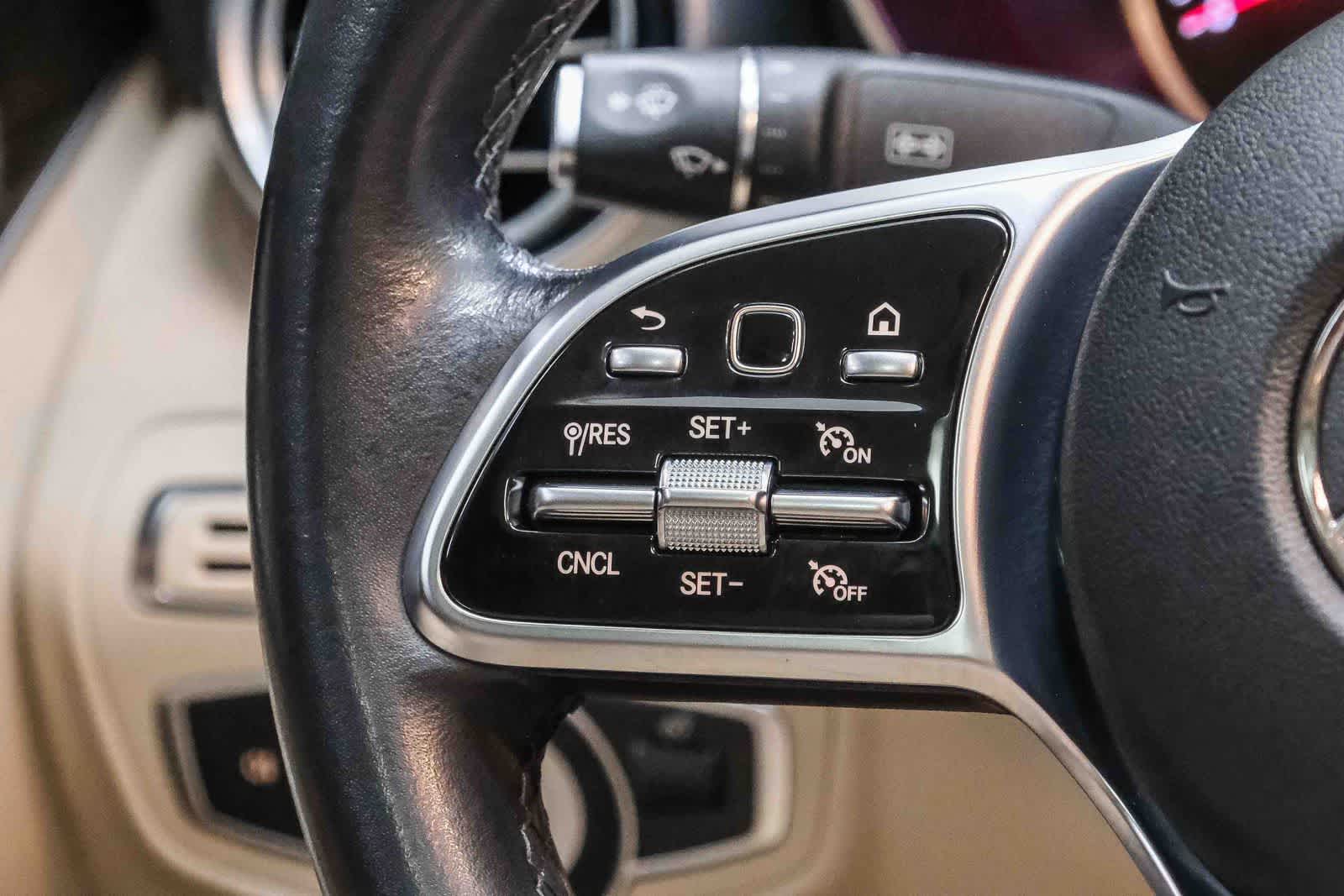 Thumbnail: 2019 Mercedes-Benz C-Class - 20