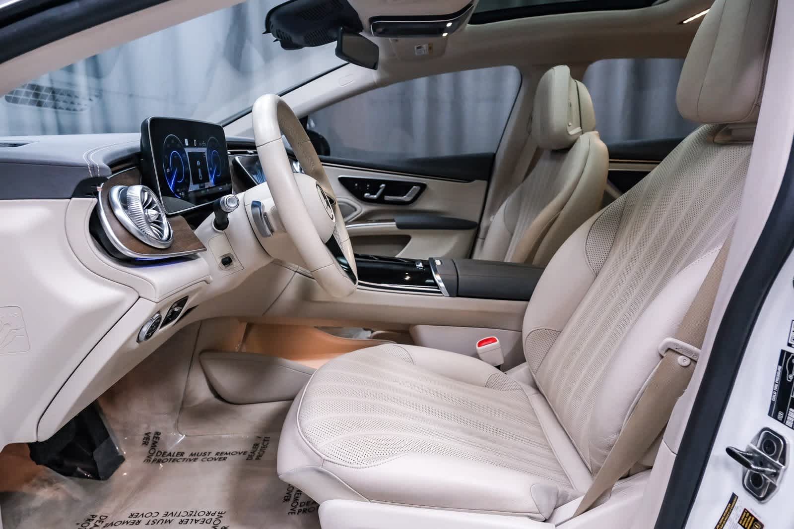 Thumbnail: 2023 Mercedes-Benz EQS - 18