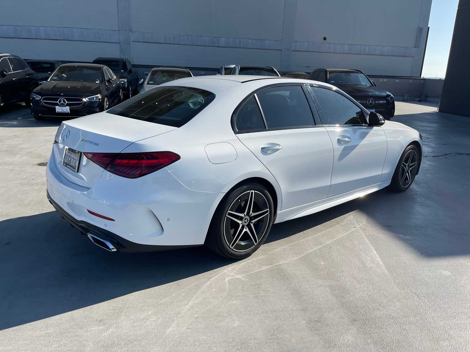Thumbnail: 2022 Mercedes-Benz C-Class - 3