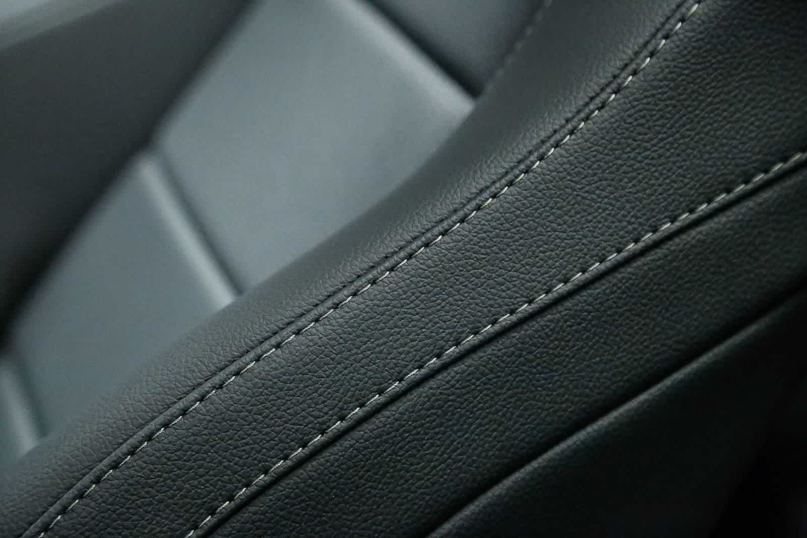 Thumbnail: 2026 Mercedes-Benz GLE - 26