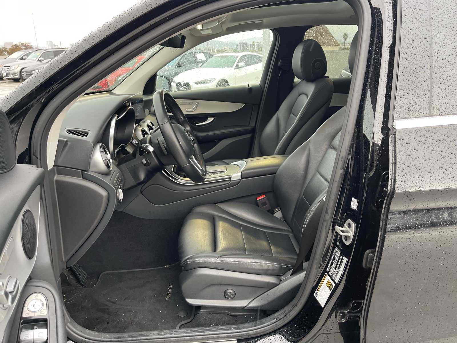 Thumbnail: 2022 Mercedes-Benz GLC - 6