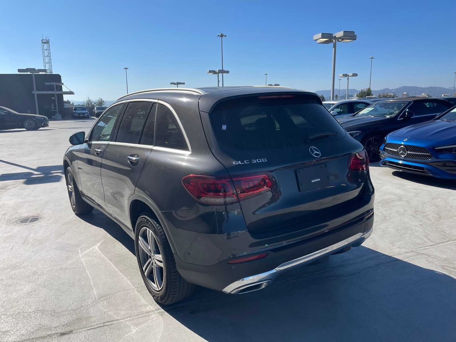 Thumbnail: 2022 Mercedes-Benz GLC - 2
