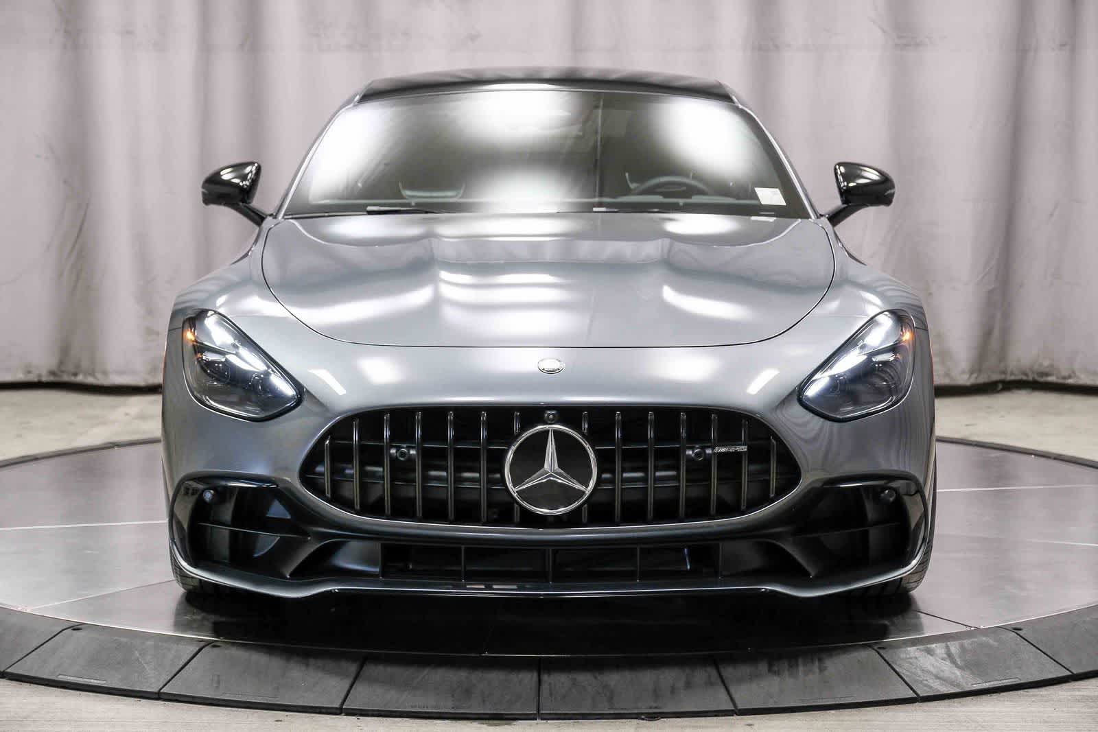 Thumbnail: 2025 Mercedes-Benz AMG GT - 6