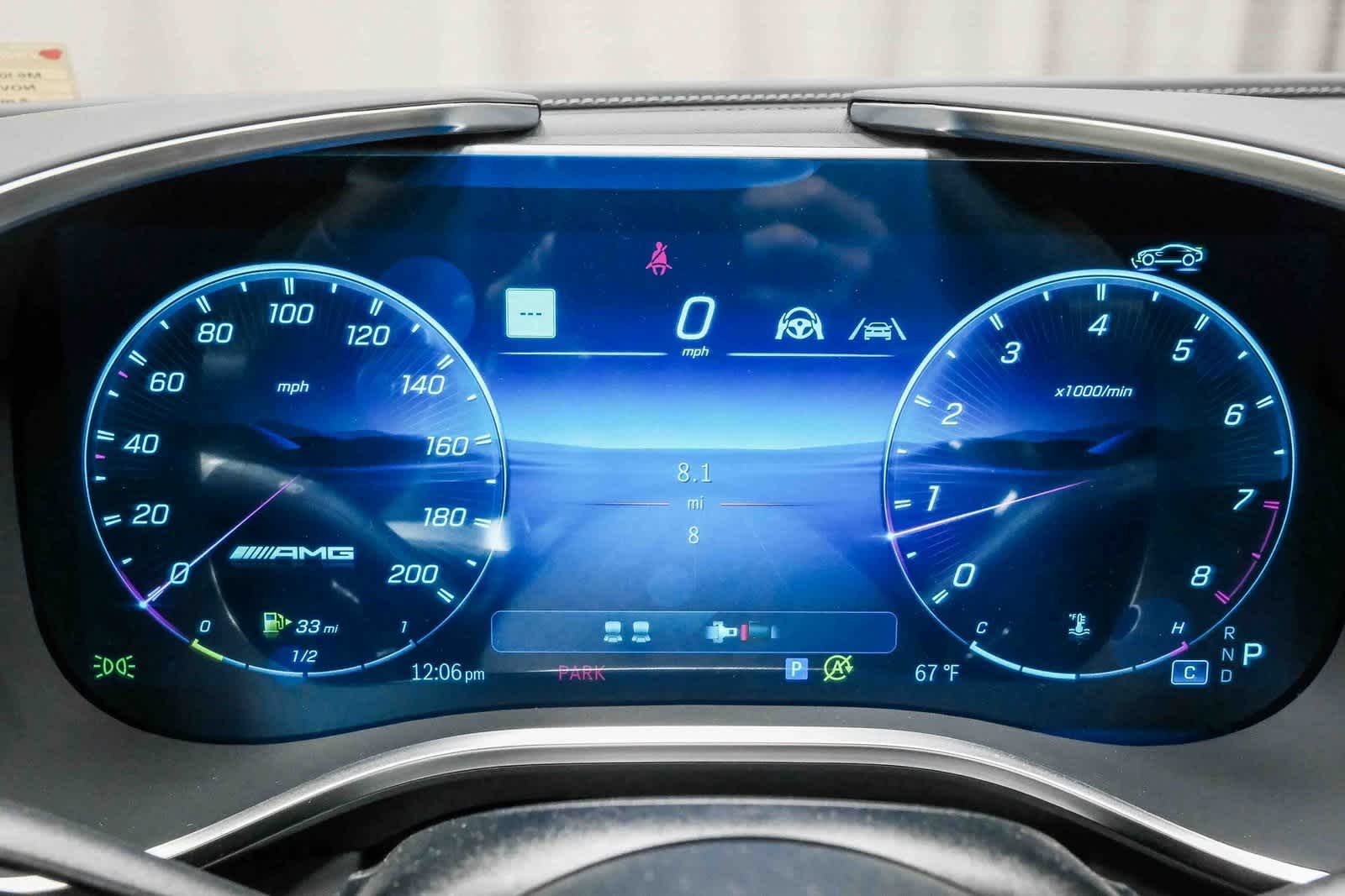 Thumbnail: 2026 Mercedes-Benz AMG GT - 22