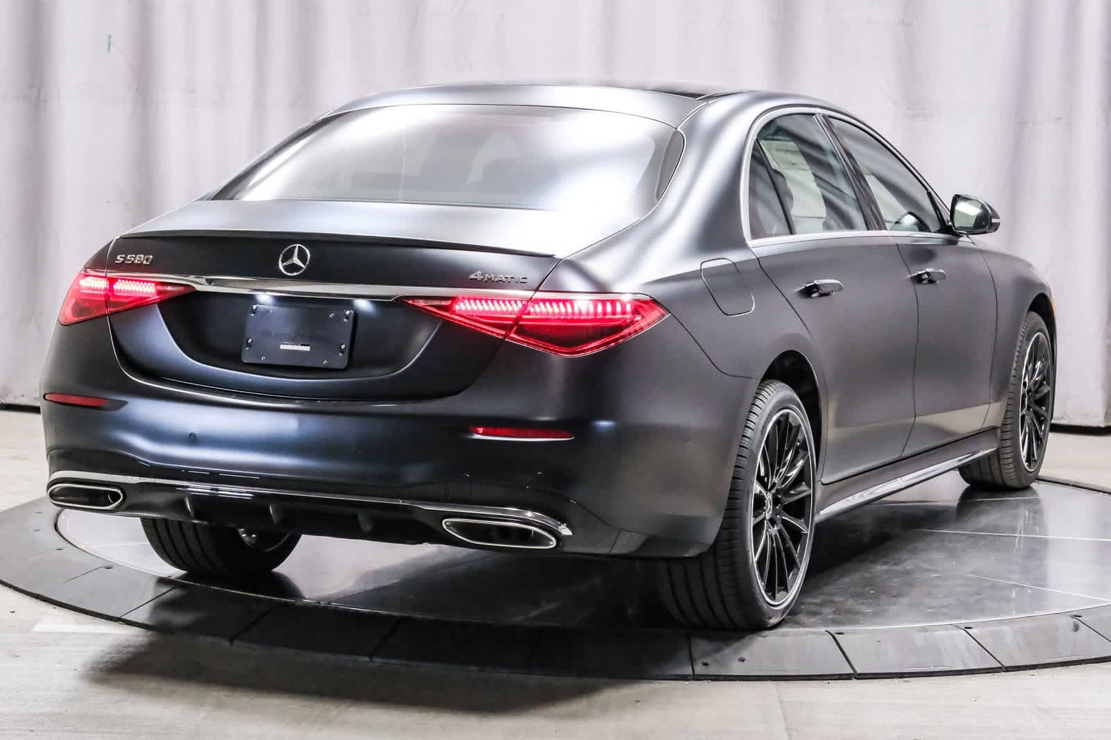 Thumbnail: 2026 Mercedes-Benz S-Class - 4