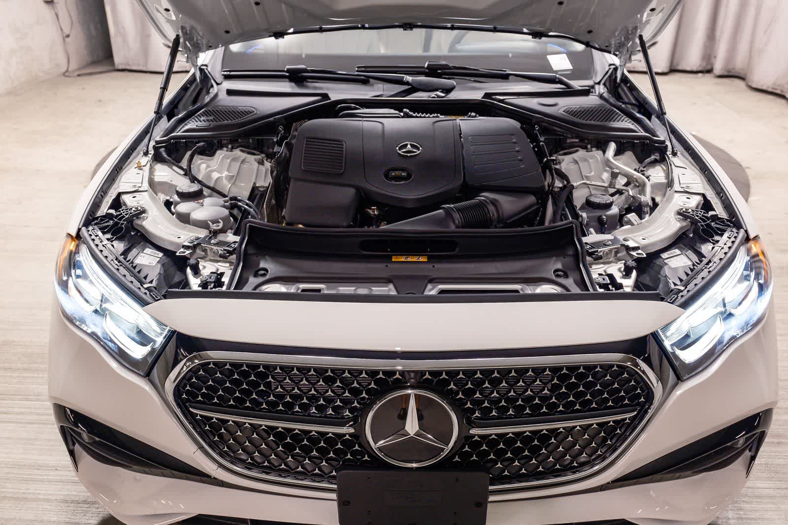 Thumbnail: 2026 Mercedes-Benz E-Class - 30