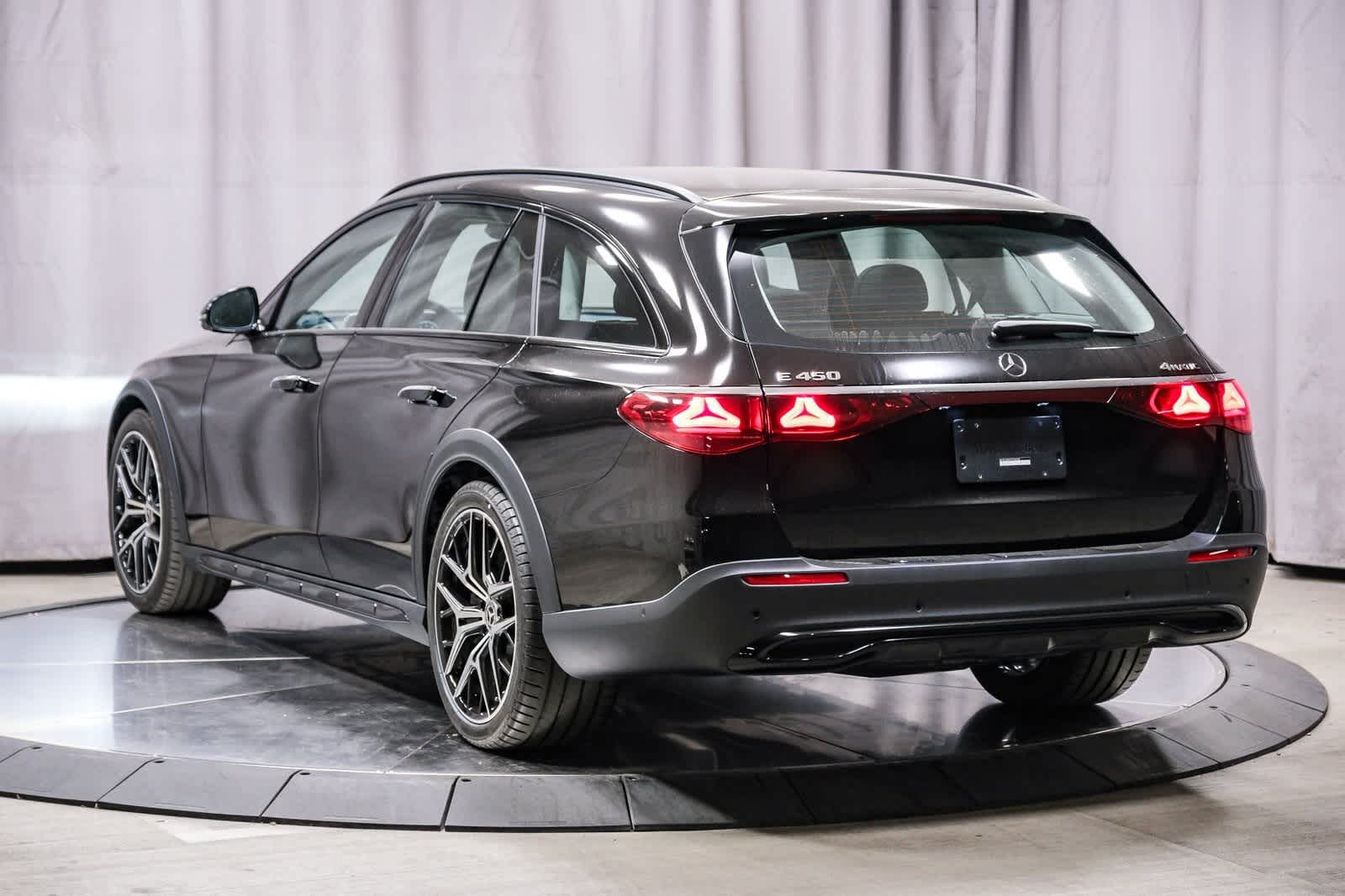 Thumbnail: 2026 Mercedes-Benz E-Class - 2