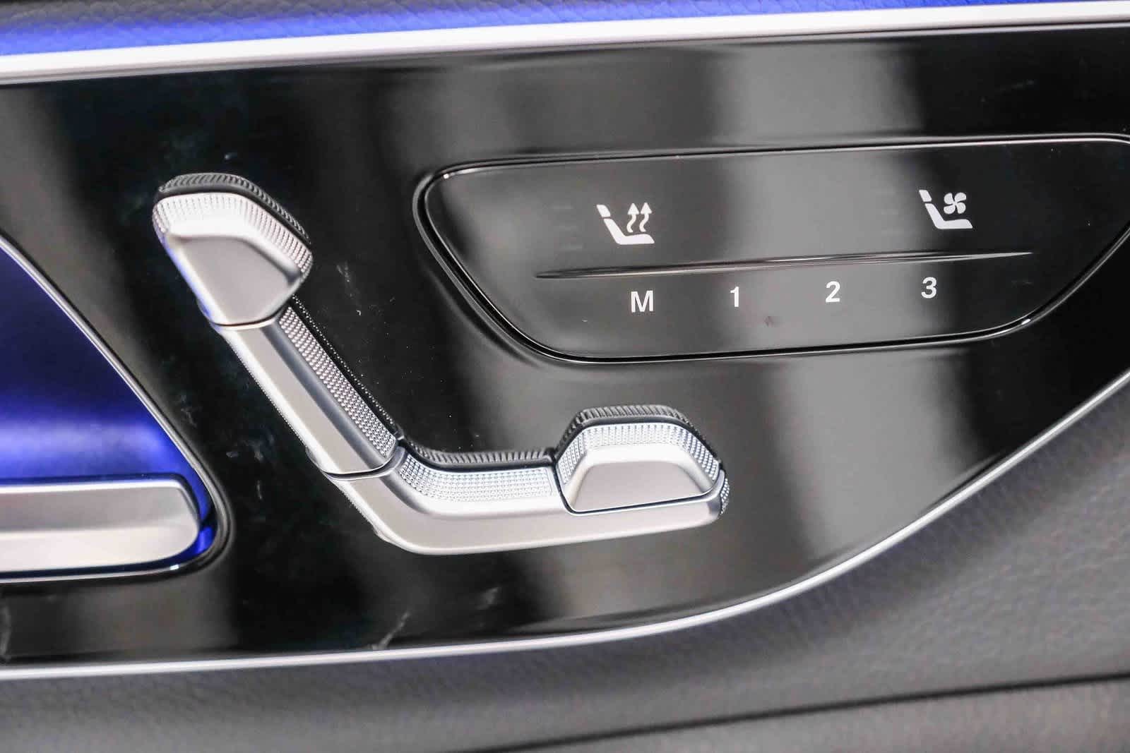 Thumbnail: 2023 Mercedes-Benz C-Class - 22