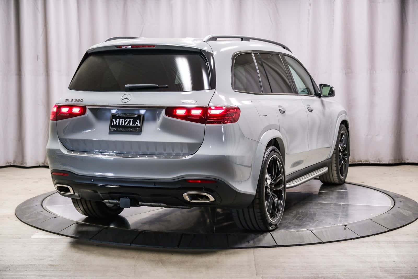 Thumbnail: 2025 Mercedes-Benz GLS - 4