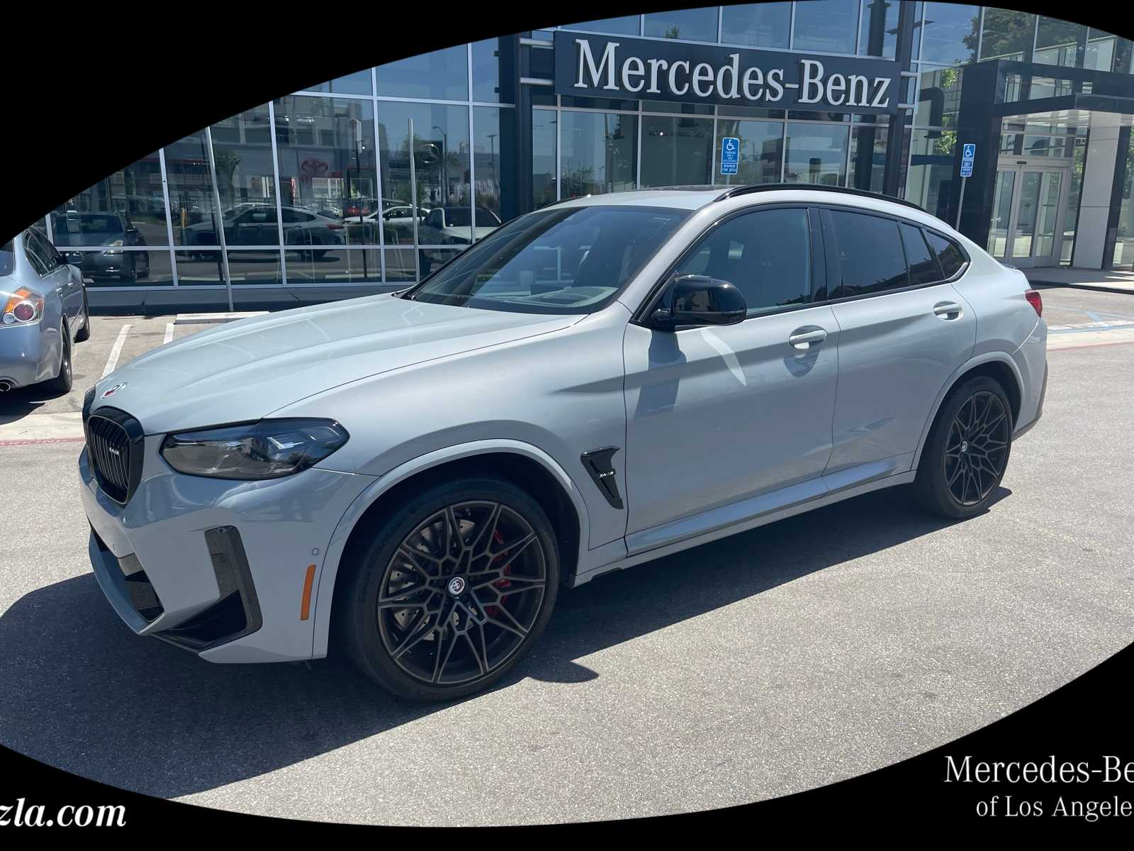Thumbnail: 2023 BMW X4 - 1