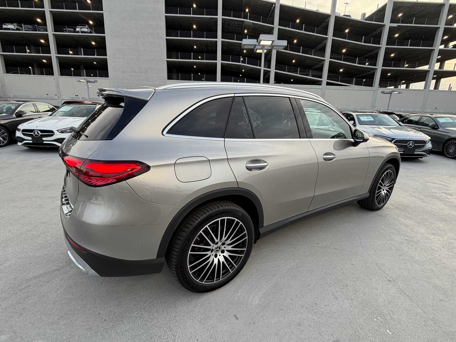 Thumbnail: 2023 Mercedes-Benz GLC - 4