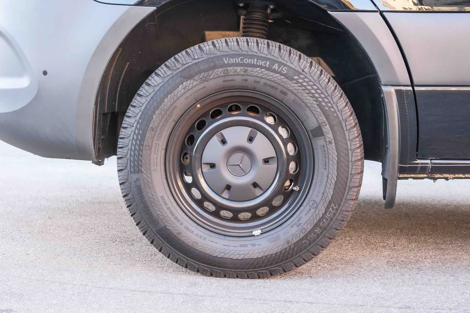 Thumbnail: 2024 Mercedes-Benz Sprinter - 13