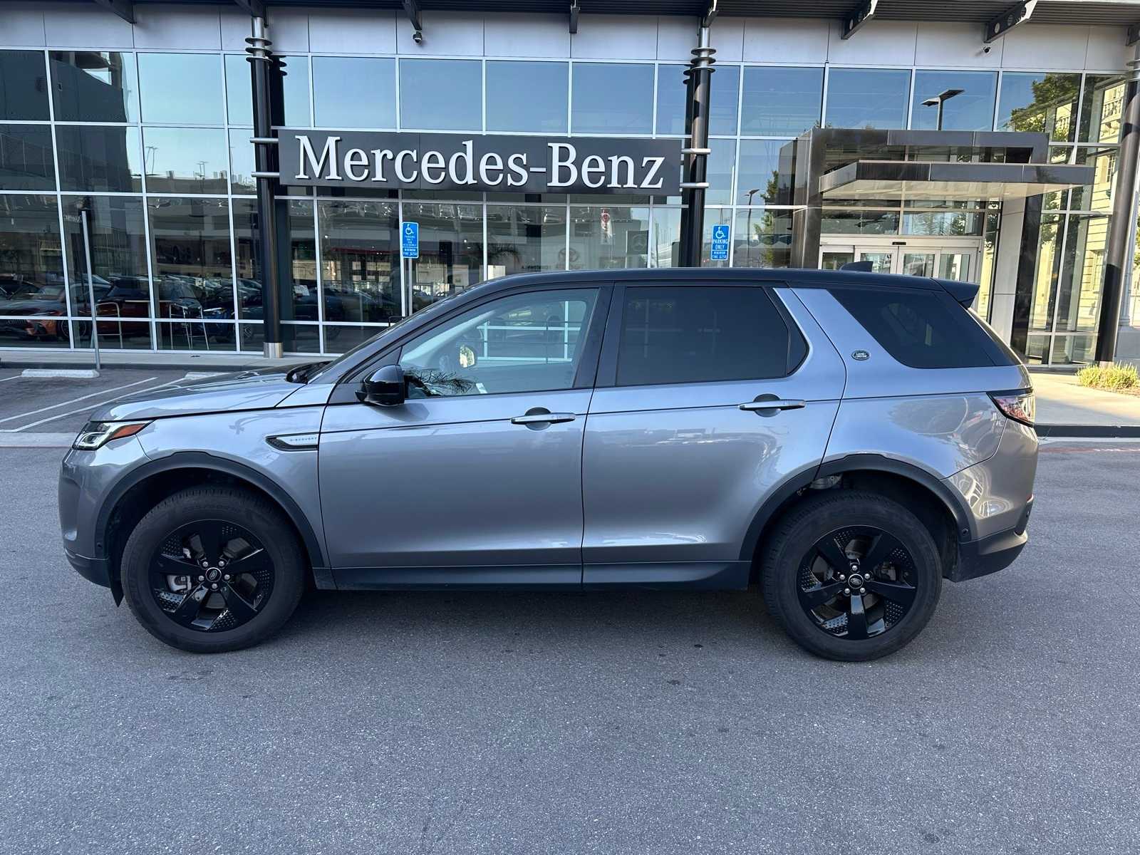 Thumbnail: 2021 Land Rover Discovery Sport - 2