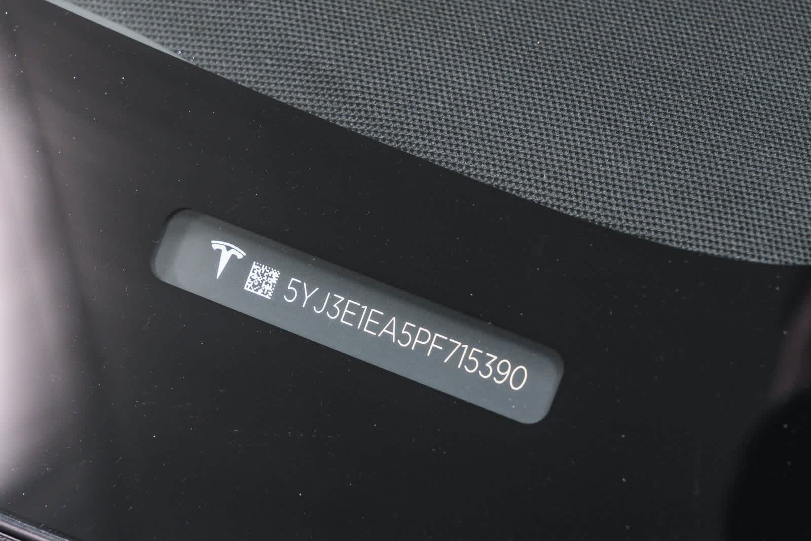Thumbnail: 2023 Tesla Model 3 - 26