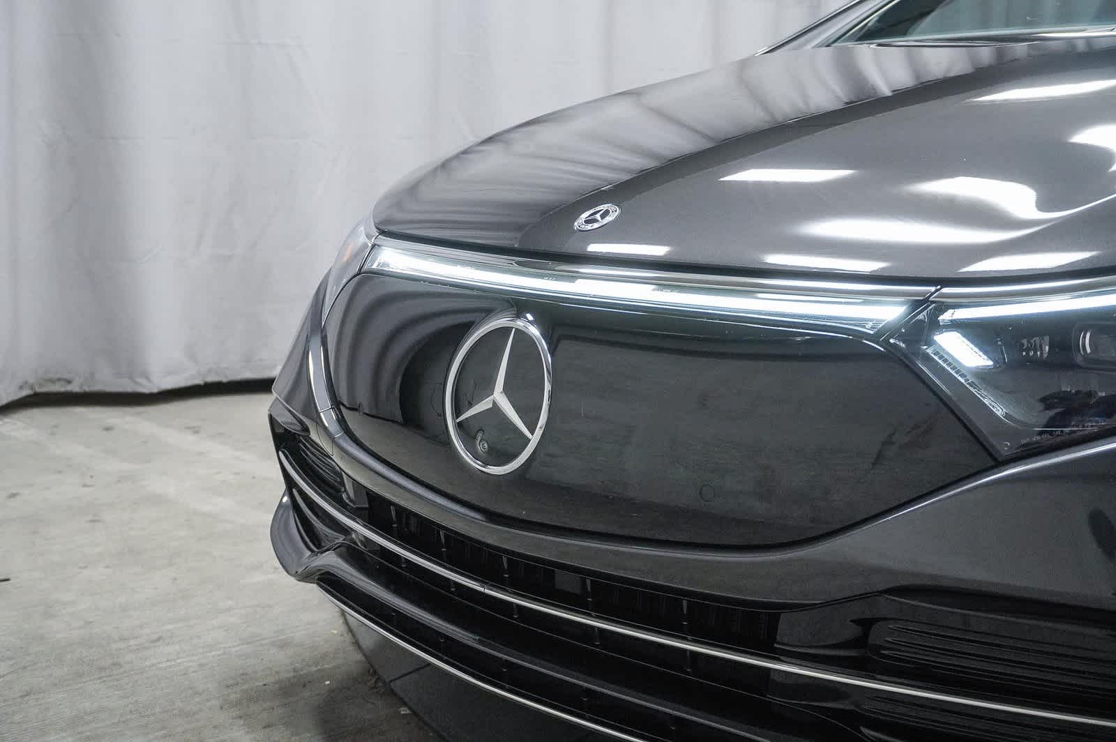 Thumbnail: 2023 Mercedes-Benz EQS - 7