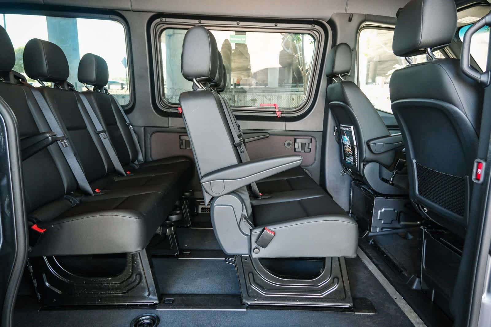 Thumbnail: 2024 Mercedes-Benz Sprinter - 18