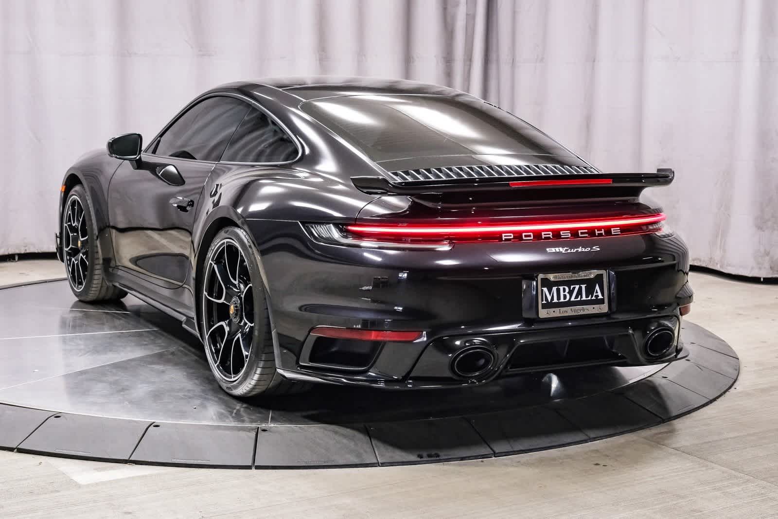 Thumbnail: 2023 Porsche 911 - 2