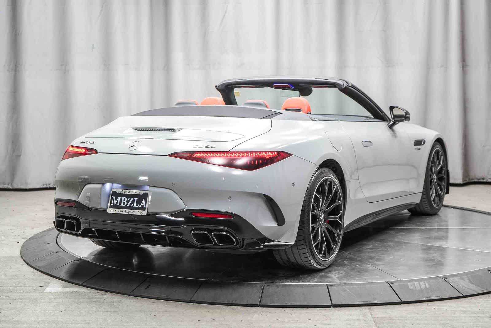 Thumbnail: 2022 Mercedes-Benz SL-Class - 21