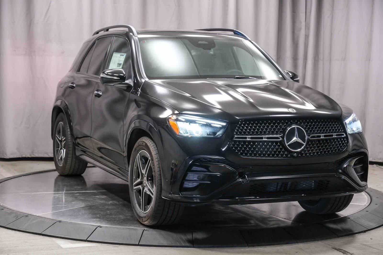 Thumbnail: 2026 Mercedes-Benz GLE - 5