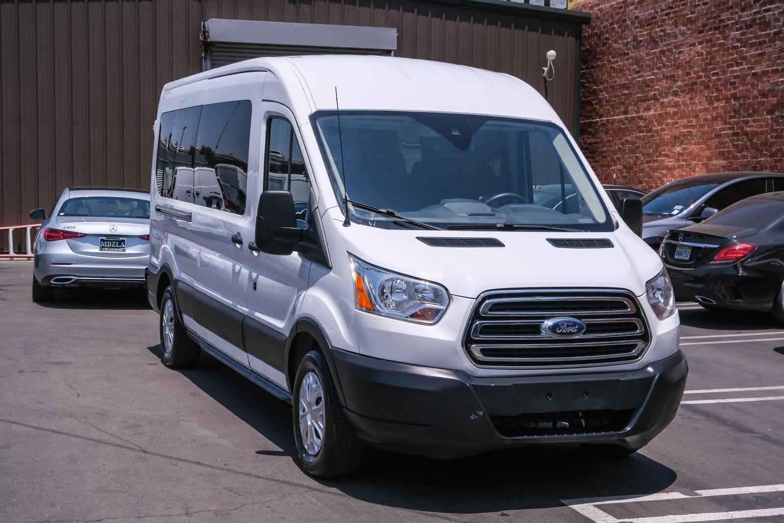 Thumbnail: 2019 Ford Transit Series - 3