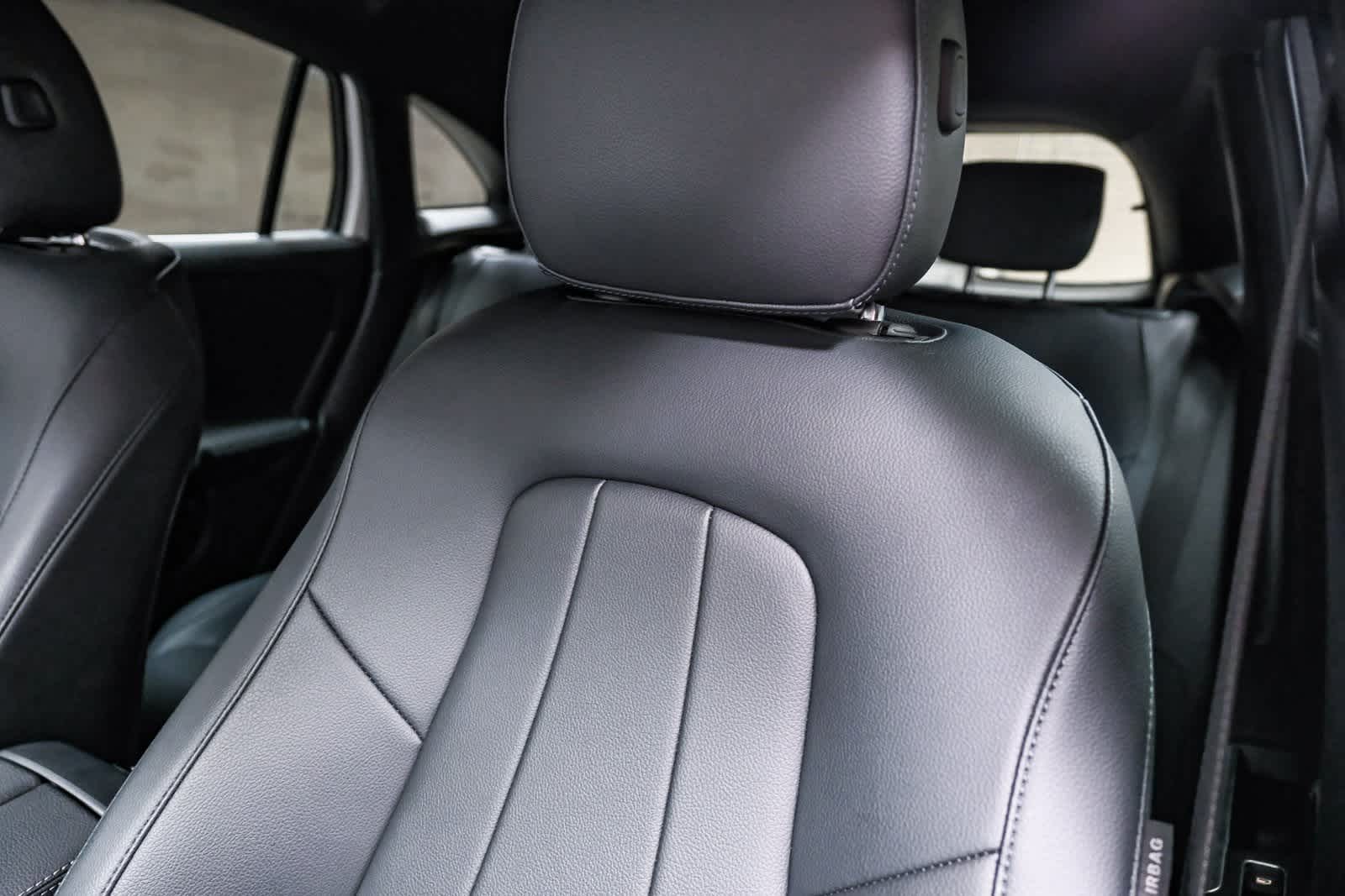 Thumbnail: 2023 Mercedes-Benz GLA - 22