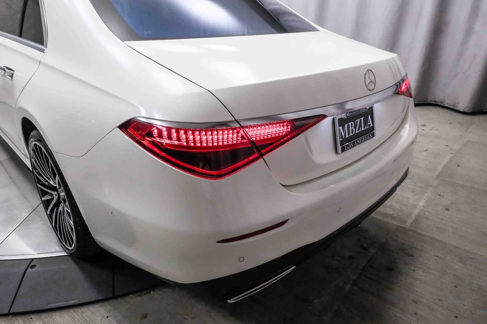 Thumbnail: 2022 Mercedes-Benz S-Class - 8