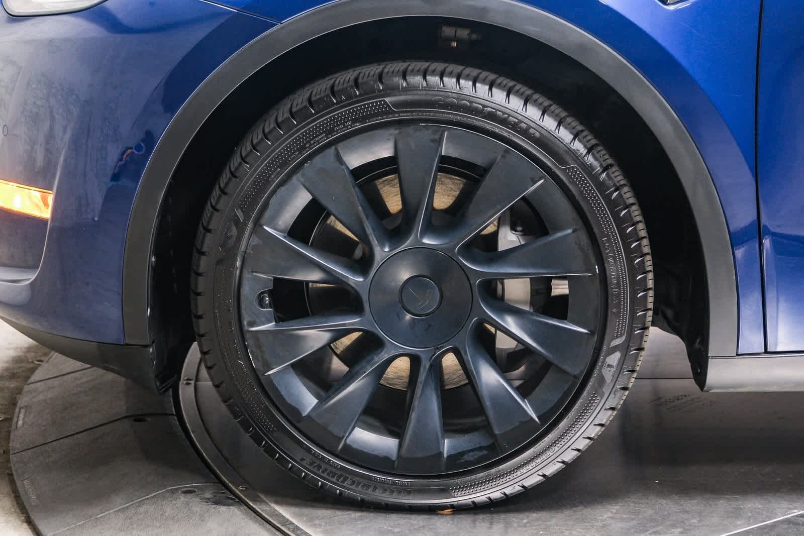 Thumbnail: 2022 Tesla Model Y - 10
