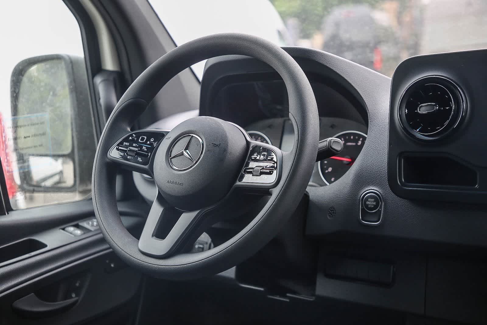2024 Mercedes-Benz Sprinter 2500 11