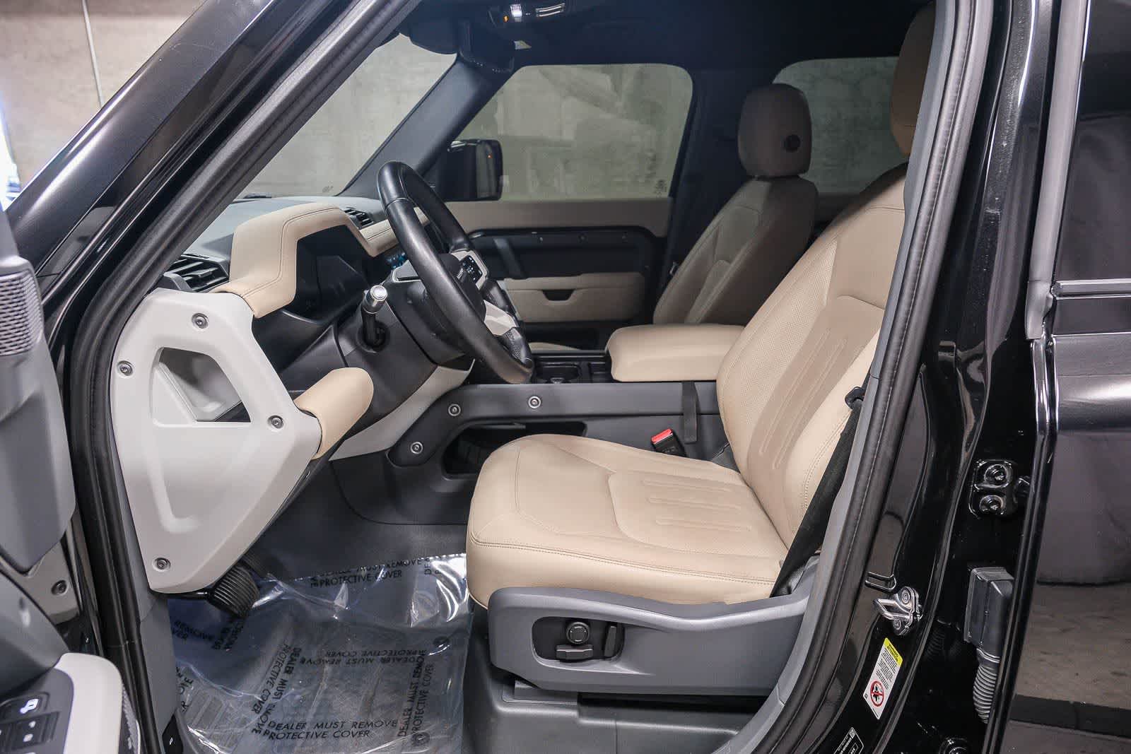 Thumbnail: 2022 Land Rover Defender - 23