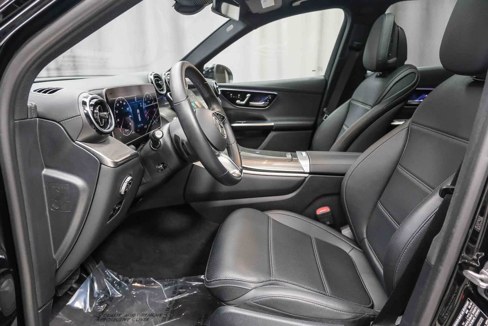 Thumbnail: 2025 Mercedes-Benz GLC - 18