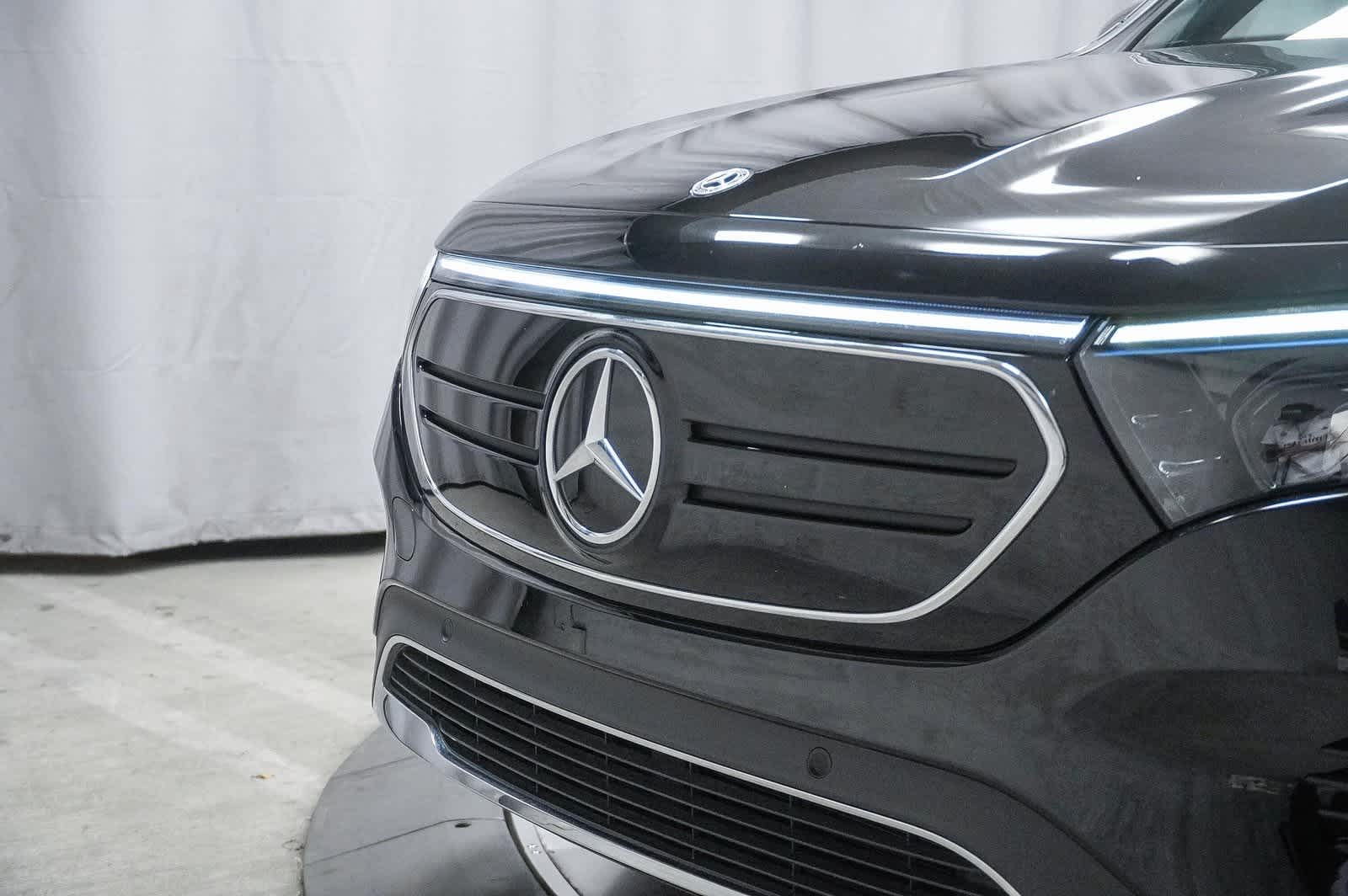 2023 Mercedes-Benz EQB 300 7