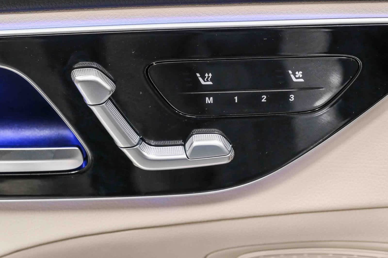 Thumbnail: 2025 Mercedes-Benz C-Class - 22