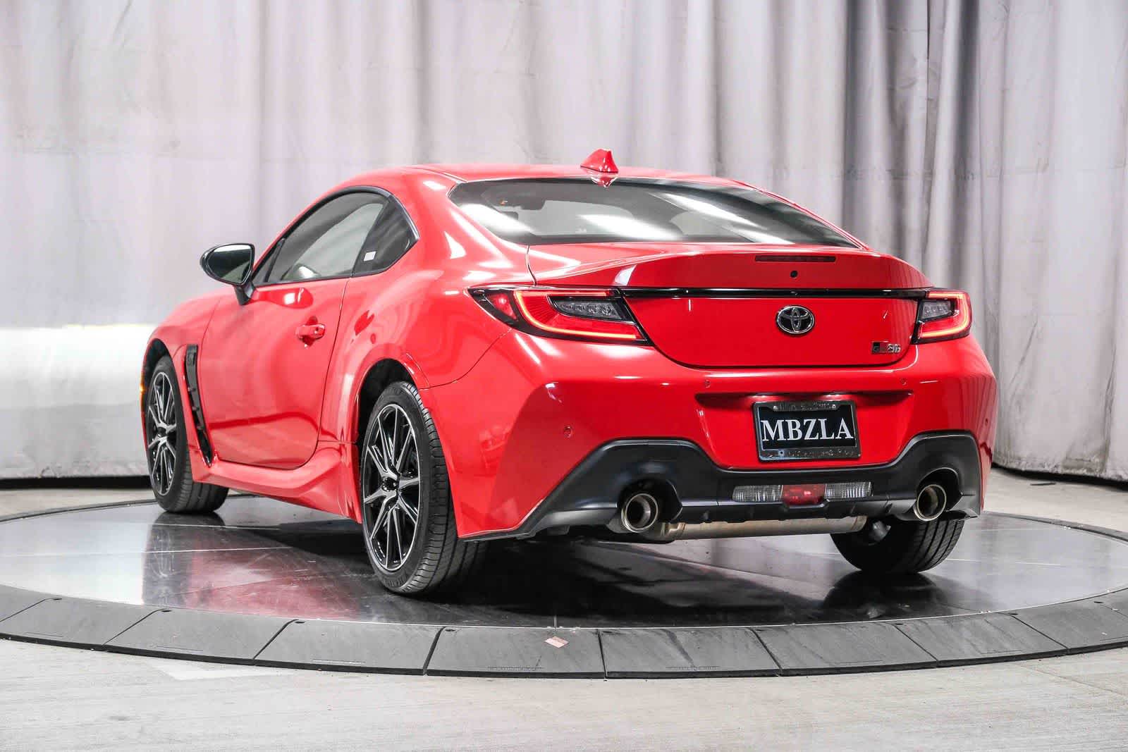 Thumbnail: 2025 Toyota GR86 - 2