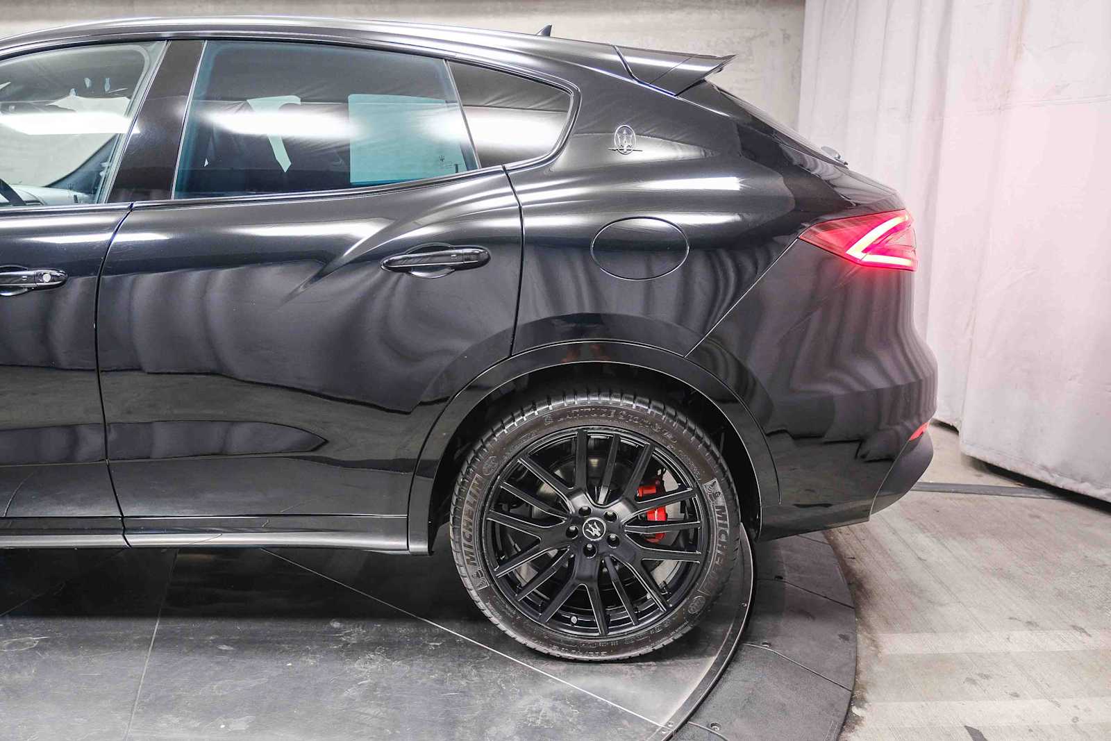 Thumbnail: 2019 Maserati Levante - 8