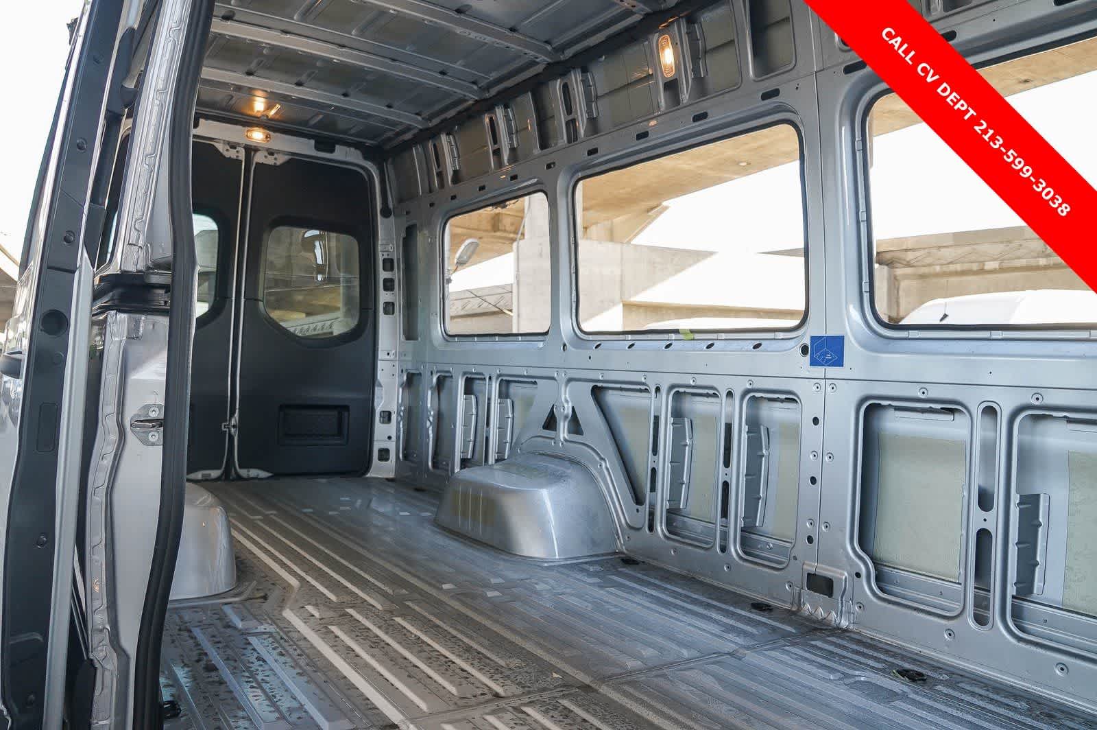 Thumbnail: 2024 Mercedes-Benz Sprinter - 5