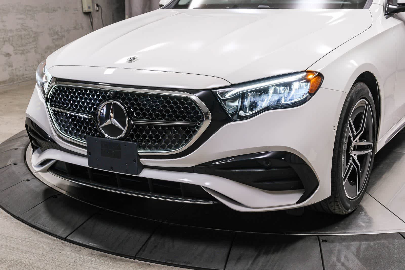 Thumbnail: 2026 Mercedes-Benz E-Class - 11