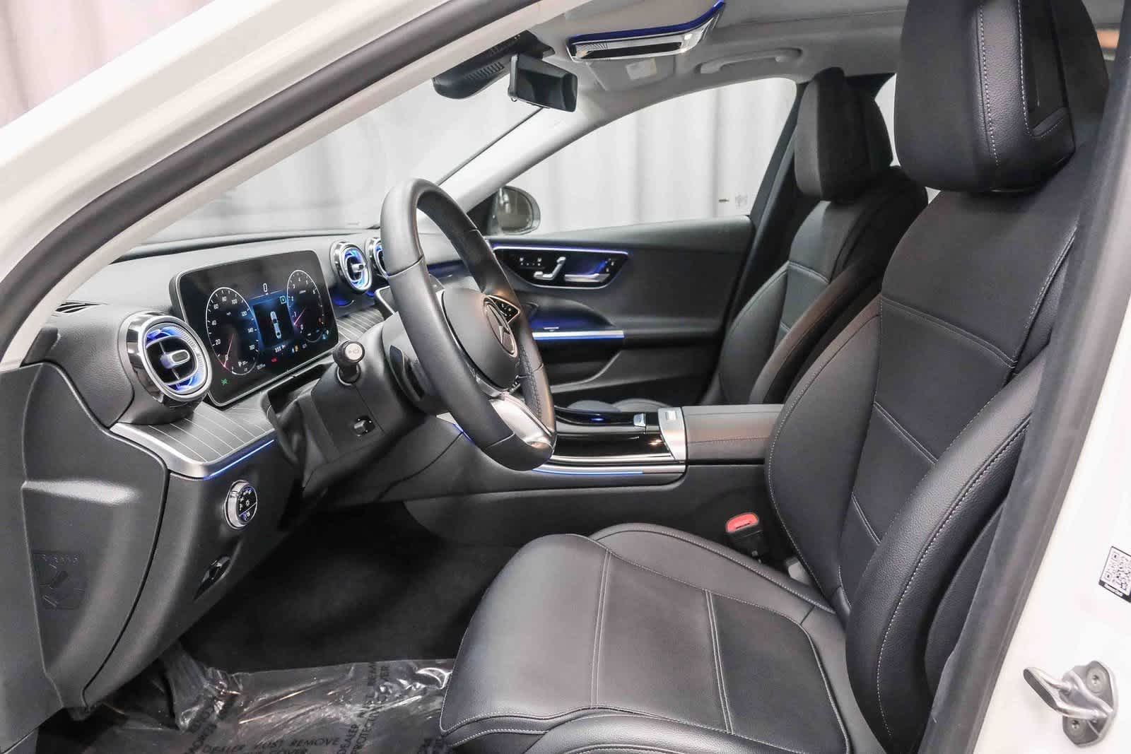 Thumbnail: 2023 Mercedes-Benz C-Class - 18